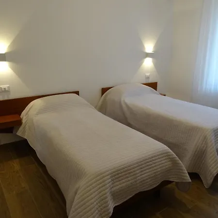 Meeting Bed & Breakfast *